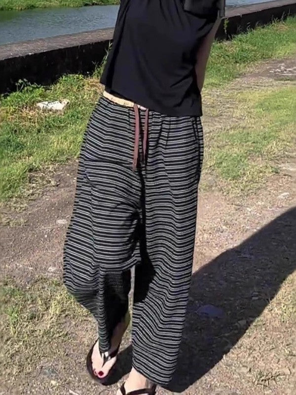 Qadınlar üçün böyük ölçülü, rahat stil, geniş bədən quruluşlu, qısa zolaqlı şalvar, 2026-cı ilin yayı, nazik, yüksək belli, dəbli, trendli, çoxfunksiyalı enli ayaqlı şalvar.