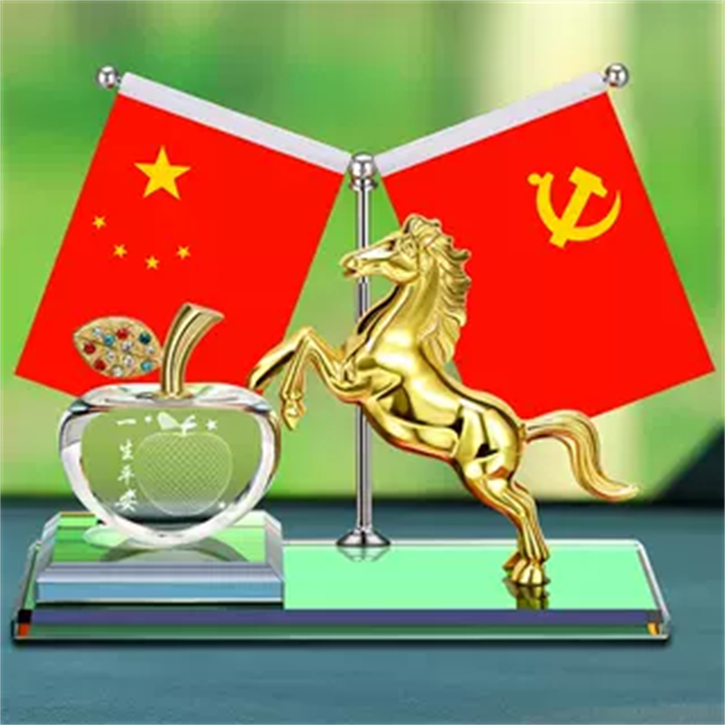 Alaşımlı At Uğur Avtomobil Ornamentləri Yeni Beş Ulduzlu Qırmızı Bayraq Dekorasiyası Avtomobil Kristal Alma Aromaterapiya Oturacaq Dekorasiyası