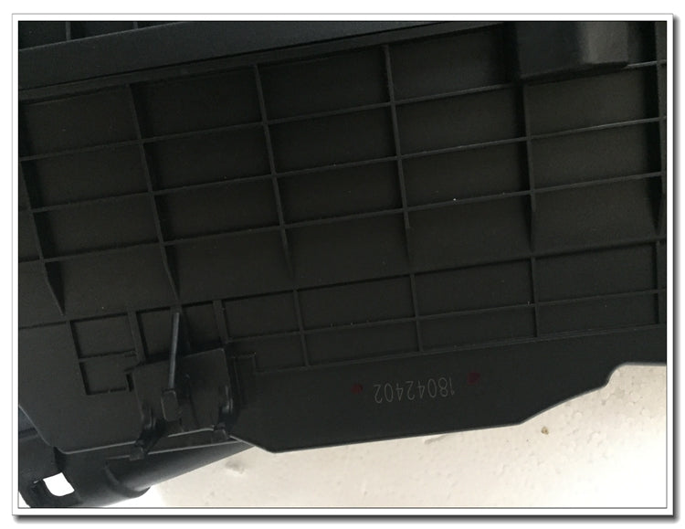 Compatible with Peugeot 308S, New 308 and 1.6 Air Filter Assembly