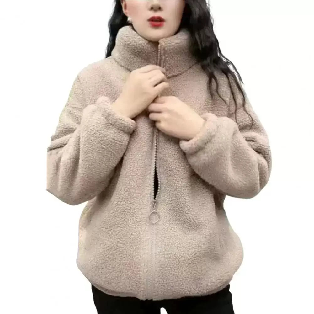 Qadınlar üçün qış yun örtüklü gödəkçə