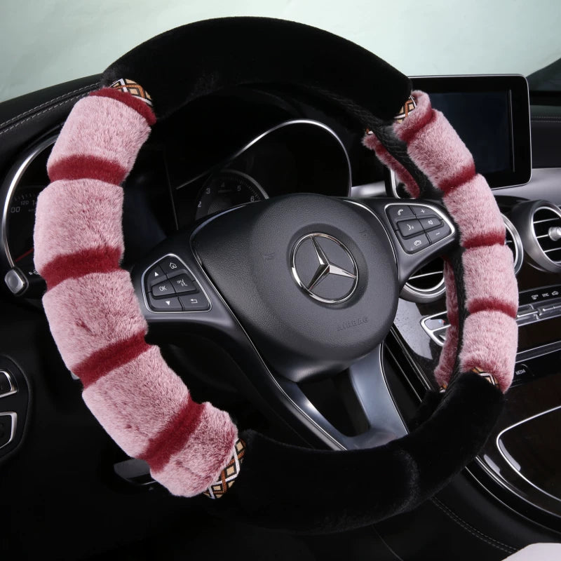 Car steering wheel cover, soft, warm, non-slip, soft and comfortable for winter, universal car interior accessory.