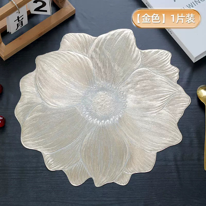 İsti satış kreativ lotus pvc yanmağa qarşı izolyasiya mat qərb qida paspas sürüşməyən suya davamlı yağ placemat otel evdə yuyula bilər