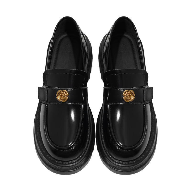 CHUYUSHI Camellia Love ~ Kiçik Qızılı Sikkə Tokaları ilə Qara Platformalı Loferlər, Qadınlar üçün Britaniya Üslubu