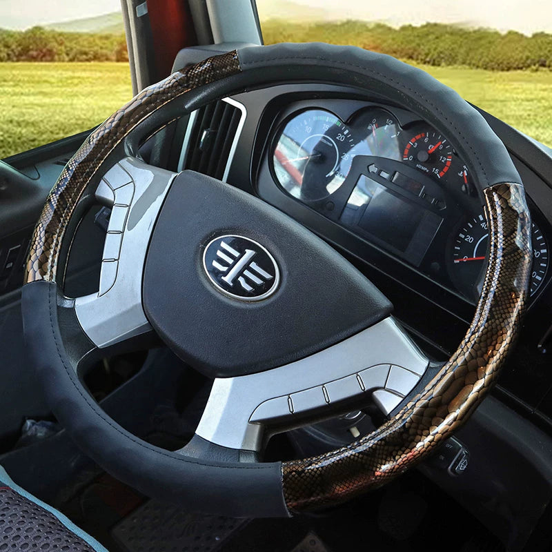 Yük maşınları üçün sükan örtükləri Delong, Jiefang, Chenglong, Geerfa, JAC, Dongfeng, Tianlong, Tianjin və digər kommersiya nəqliyyat vasitələri ilə uyğun gəlir.