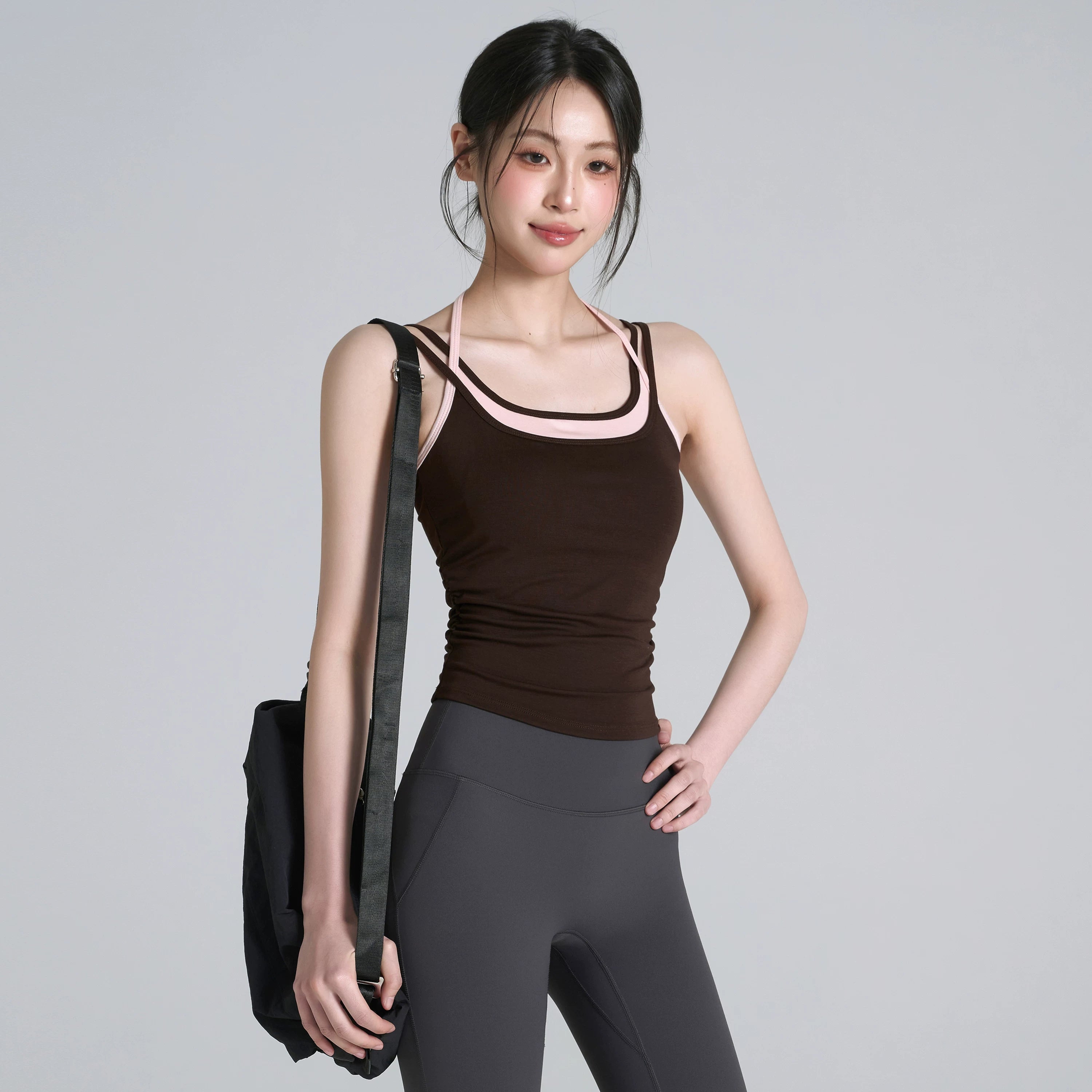 Lan naxışlı yoqa geyimi jilet idman büstqalteri qadınlar üçün sinə yastığı ilə rəngi bloklanmış zərbəyə davamlı fitnes büstqalteri Pilates top yay