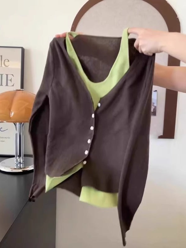 Oversized, super cute faux two-piece V-neck knit cardigan, new fall and winter style, slimming and elegant top for plus size women.