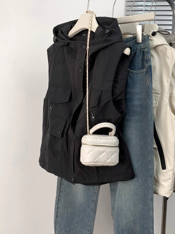 Qadınlar üçün böyük ölçülü, geniş, küləkdən qoruyucu kapşonlu iş geyimi jileti, bu il böyük ölçülü qadınlar üçün dəbli yeni model, qolsuz jilet