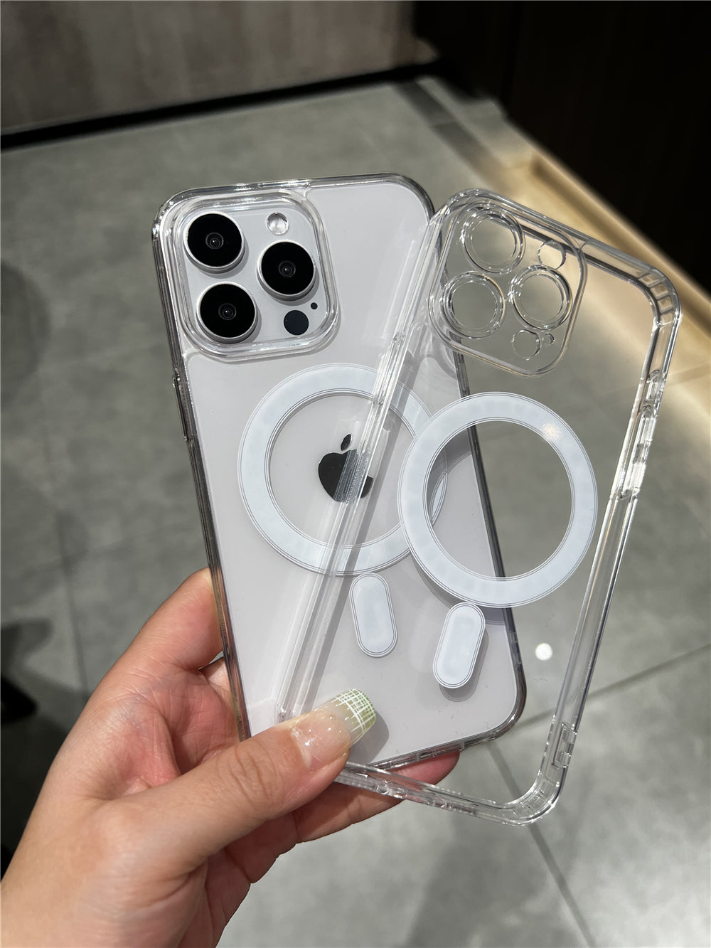 Magsafe maqnit emişi Apple 15 sadə cib telefonu qutusu iPhone14 tam kənar 17 yeni stil 16/13 tam şəffaf 12 yüksək səviyyəli mənada 11 promax kişi və qadın internet məşhur məşhur plus qoruyucu çanta üçün uyğundur