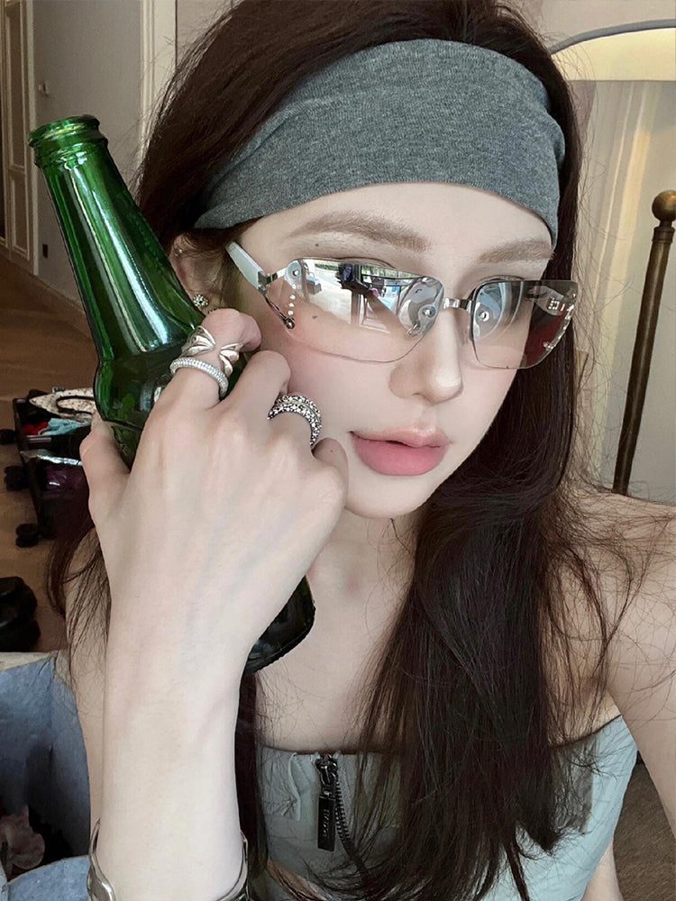 Qadınlar üçün Avropa və Amerika Y2K Millennial hottie çərçivəsiz günəş eynəyi 2025 yeni dəbli konkav forma eynəkləri yüksək səviyyəli günəş eynəyi