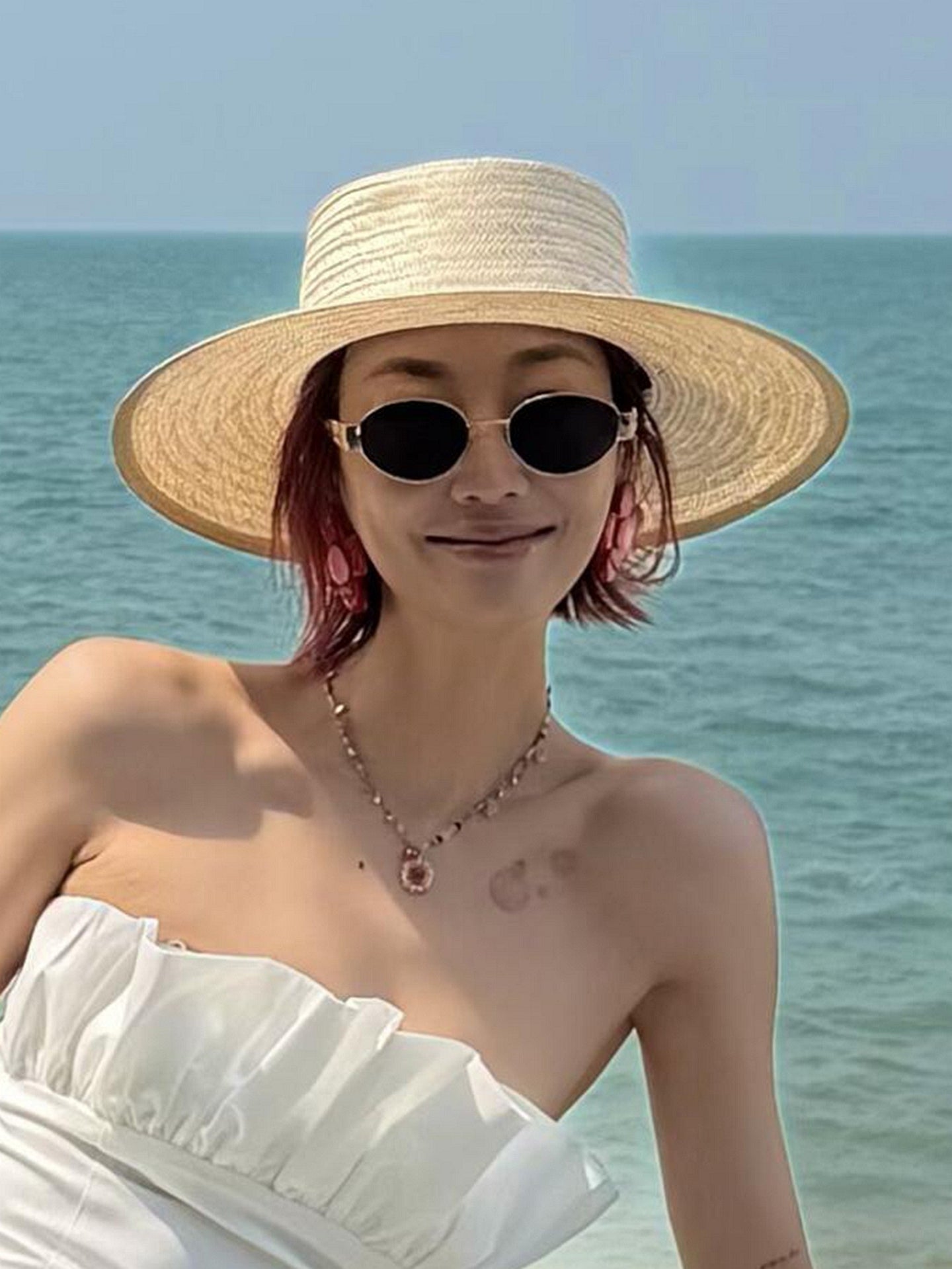 Dənizkənarı tətildə olan qadınlar üçün Koreya üslublu köhnə pul üslublu metal oval pişik gözü polarizasiyalı gün eynəkləri kişilər üçün dəyirmi üzlü miyopiyalı günəş eynəkləri