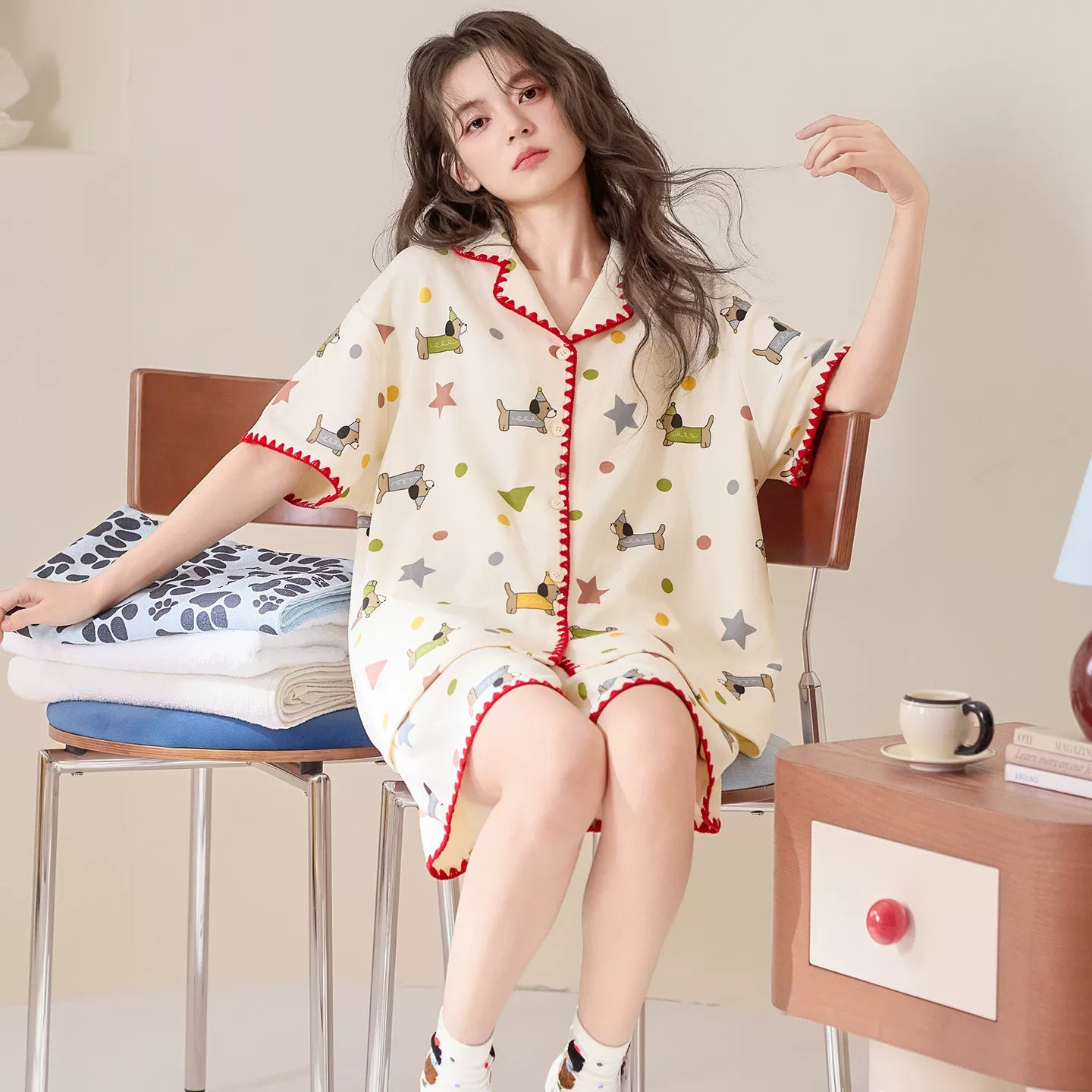 Qadınlar üçün Catman təmiz pambıq pijama yaz və yay qısaqol şort 2026 yeni cizgi filmi şirin ev paltarı dəsti çöldə geyinmək olar