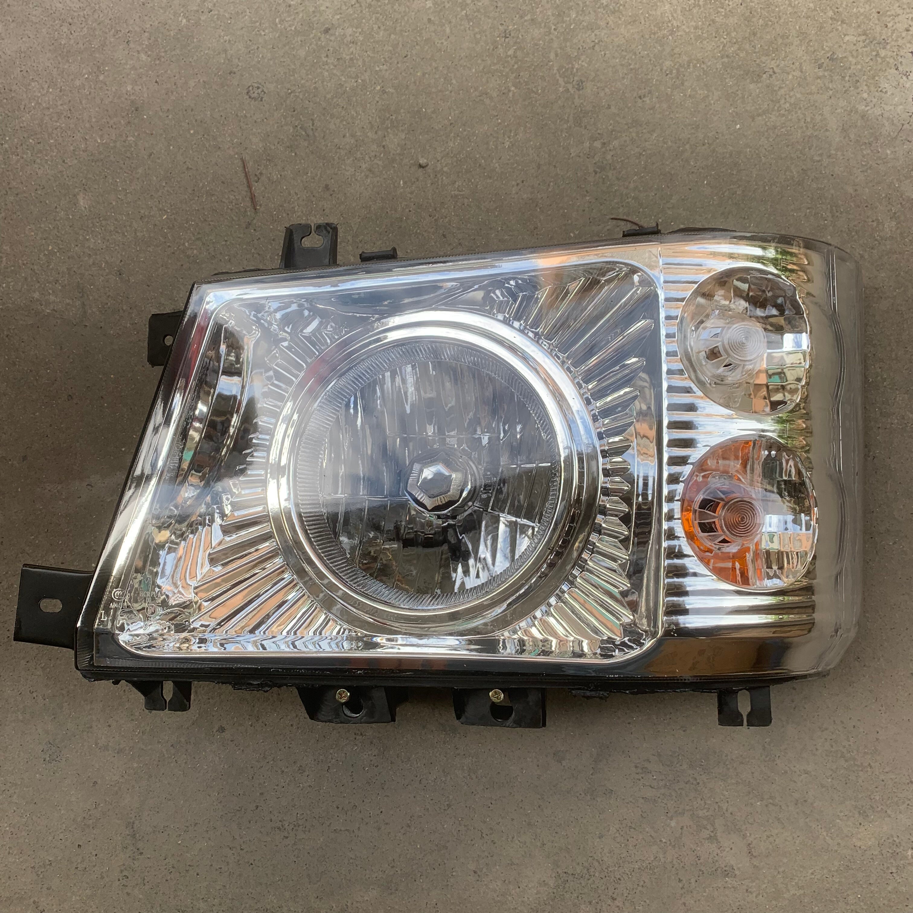 FAW Jiefang micro-truck/light truck parts, Baling, Hongta, Jinling headlight assembly, high and low beams are good.