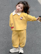 Annakids Koreya dəbli uşaq geyimləri brendi qızlar üçün payız və qış üçün yun astarlı idman kostyumu dəsti, iki ədəd polo yaxalıqlı sviter də daxil olmaqla.