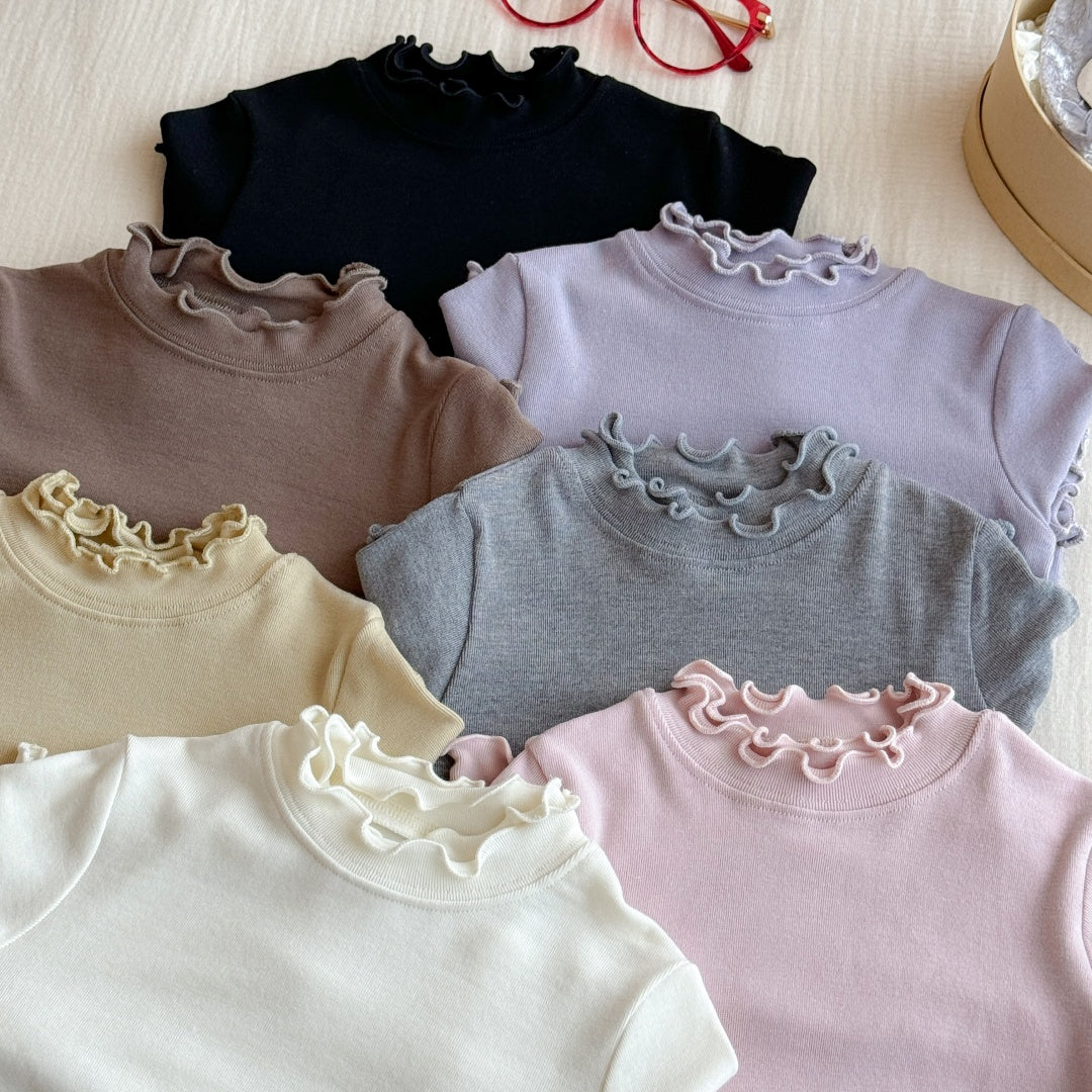 Qız uşaqları üçün dəbli və çoxfunksiyalı payız geyimləri: sadə krujeva yaxalıqlı futbolka, qız uşaqları üçün dəbli payız köynəyi.