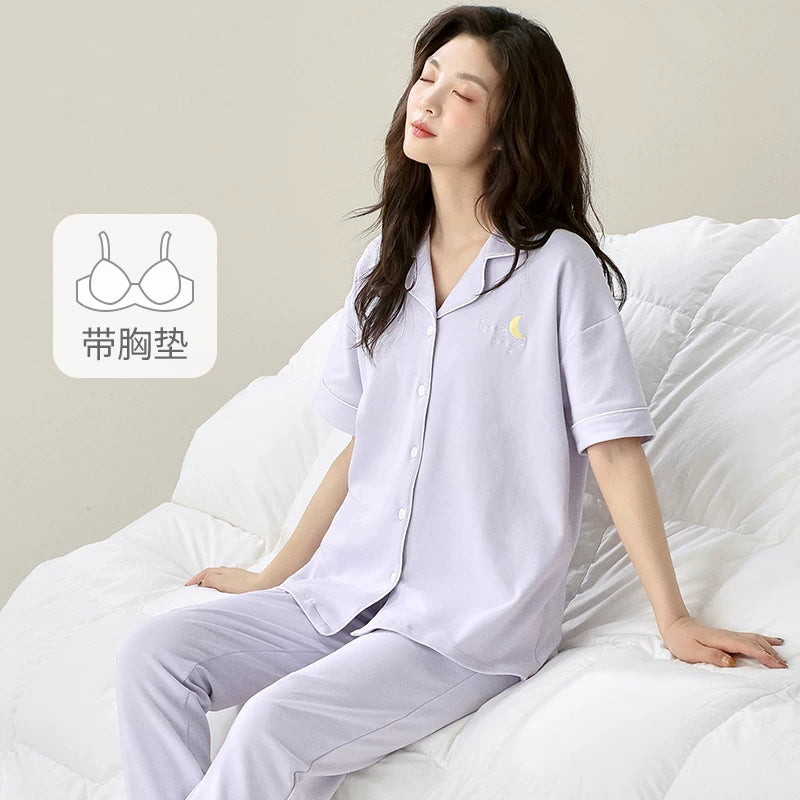 Qadınlar üçün təmiz pambıq pijama 2026 yaz və payız yeni model sinə yastığı ilə hamısı bir yerdə nazik yaz və yay qadın ev paltarları çöldə geyinmək olar