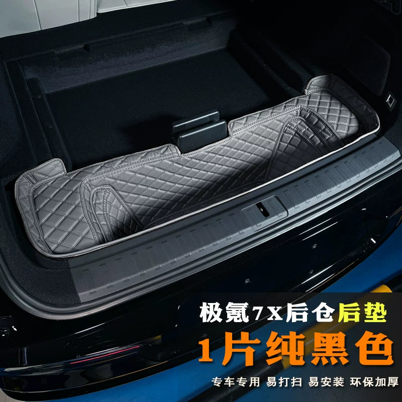 26 Extreme Krypton 7X luggage/storage mat modified with decorative base, lower storage compartment, storage compartment and waterproof storage box.