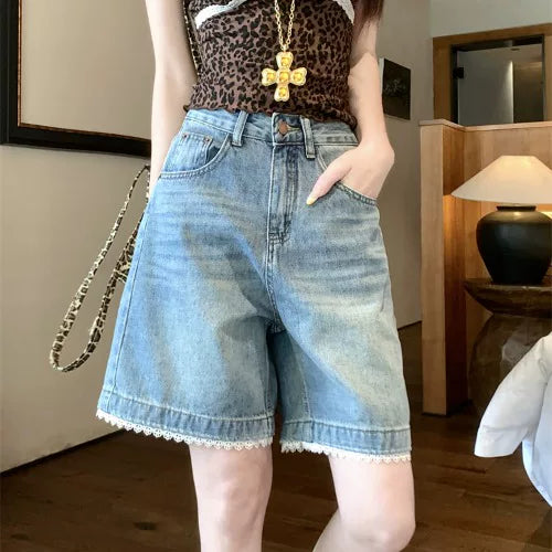 Qadınlar üçün böyük ölçülü retro mavi denim şortlar, yay üslubunda, yüksək belli, arıqladıcı, düz ayaqlı, geniş ayaqlı, A-xəttli, orta uzunluqlu şortlar.