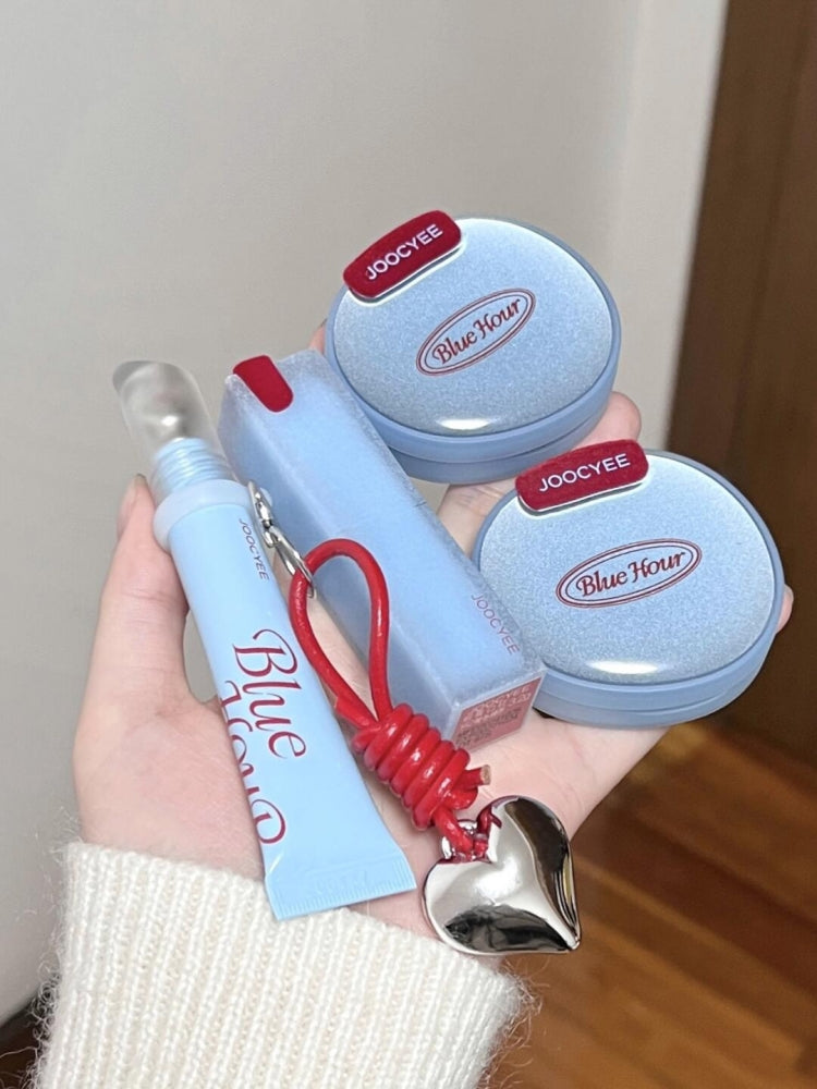 Qış Məhdud Buraxılış! joocyee Fermented Blue Christmas Seriyası Pudra Mat Dodaq Boyası, Buzlu Essensiya Dodaq Parıldadıcısı və Dodaq və Yanaq Kremi