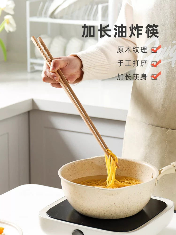 Kawashimaya mətbəxi qızartmaq üçün xüsusi uzadılmış yemək çubuqları, yüksək temperatura davamlı, əriştə, əriştə, qızardılmış xəmir çubuqları, taxta çubuqlar bişirmək üçün sürüşməyən qaynar çubuqlar