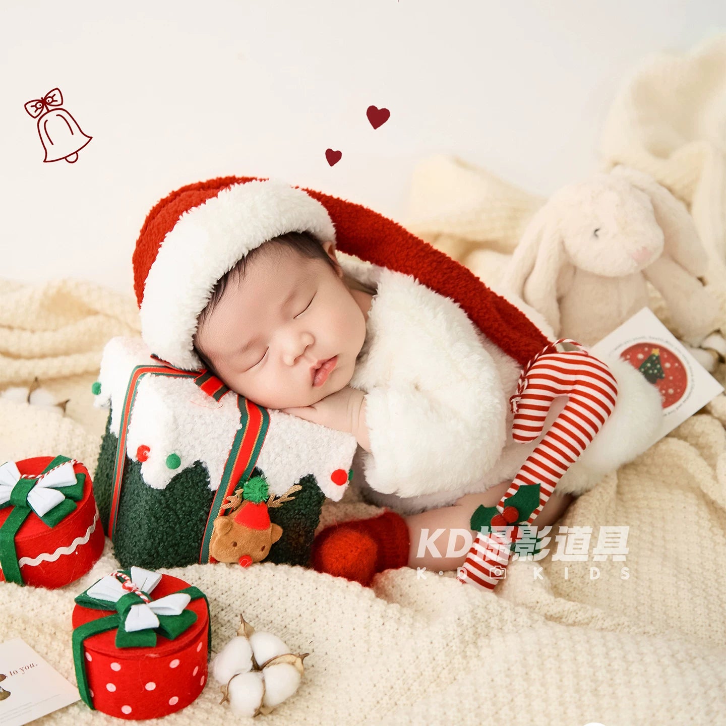 Yenidoğulmuş körpə fotoqrafiyası, dolunay fotoları, Milad mövzulu geyimlər, körpə doğum fotoları, portret fotoqrafiyası, geyim və rekvizitlər