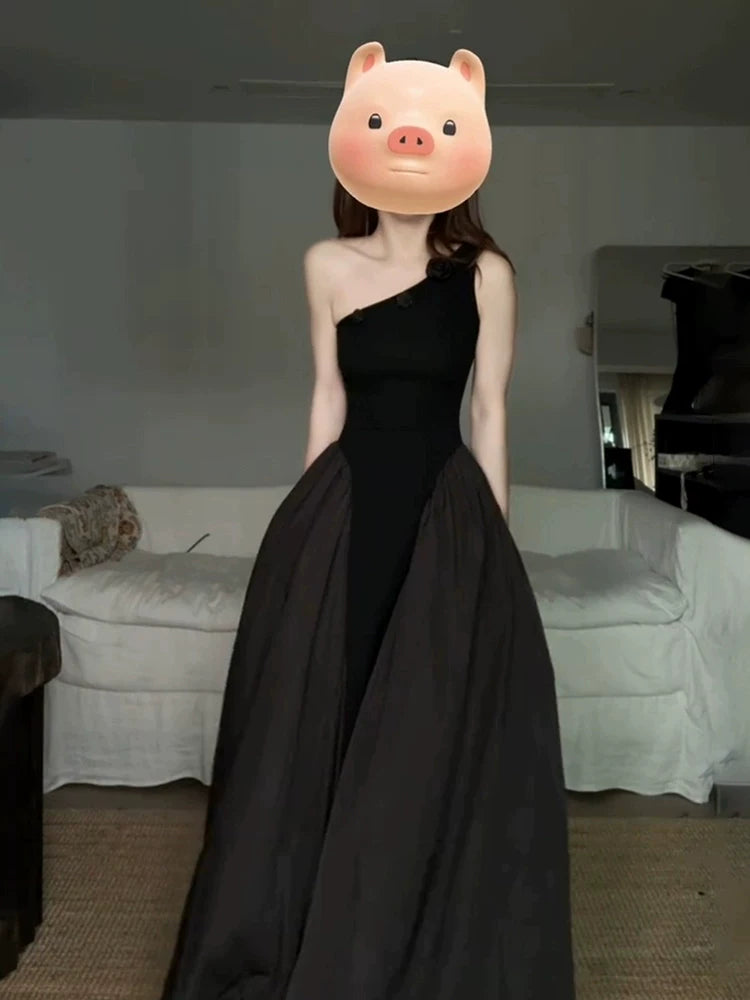 XZY Plus ölçülü Fransız Hepburn üslubunda qadın üçün tək çiyinli çiçəkli don, 2025-ci il yay retro-şık, bel hissəsinə uyğun uzun don.