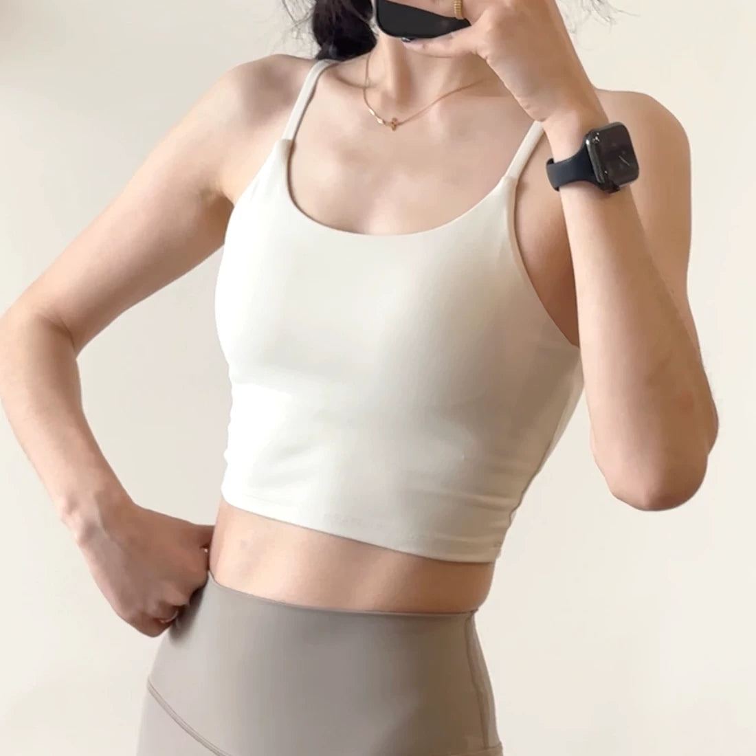 Yoyo tövsiyə edir ki, Pilates zirvəsi fitnes jileti asma yoqa paltarı qadın kostyumu tez quruyan ağ idman büstqalteri yay