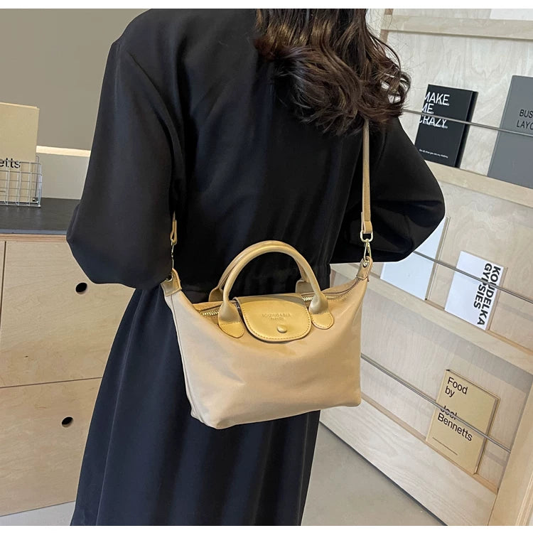 Luxury daily high-end women's bag, 2025 new style, lightweight nylon dumpling bag, cross-body bag for going to work