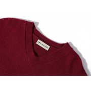 Cholisa'nın Yeni İl Geyimi: Unikal V-yaxalı Qısa Qırmızı Sviter, Yeni Payız/Qış Modeli, Tənbəl Örgü Top