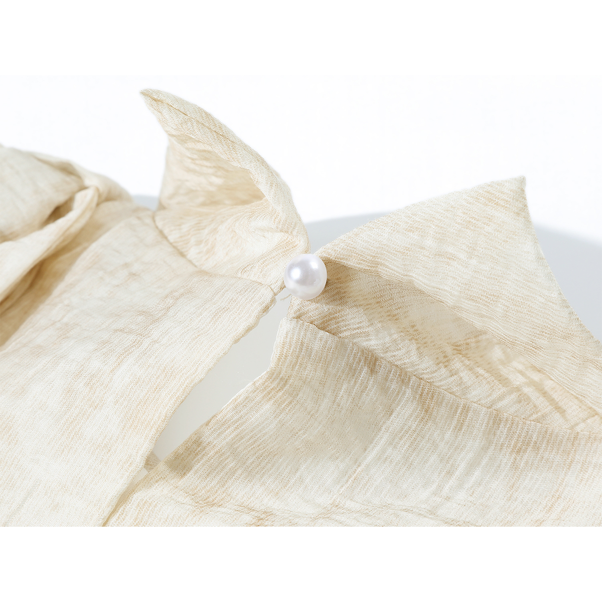 Chola Lisanın şık və gözəl yay köynəyi, qalstuklu, sevimli və şık fransız üslubunda qolsuz top.