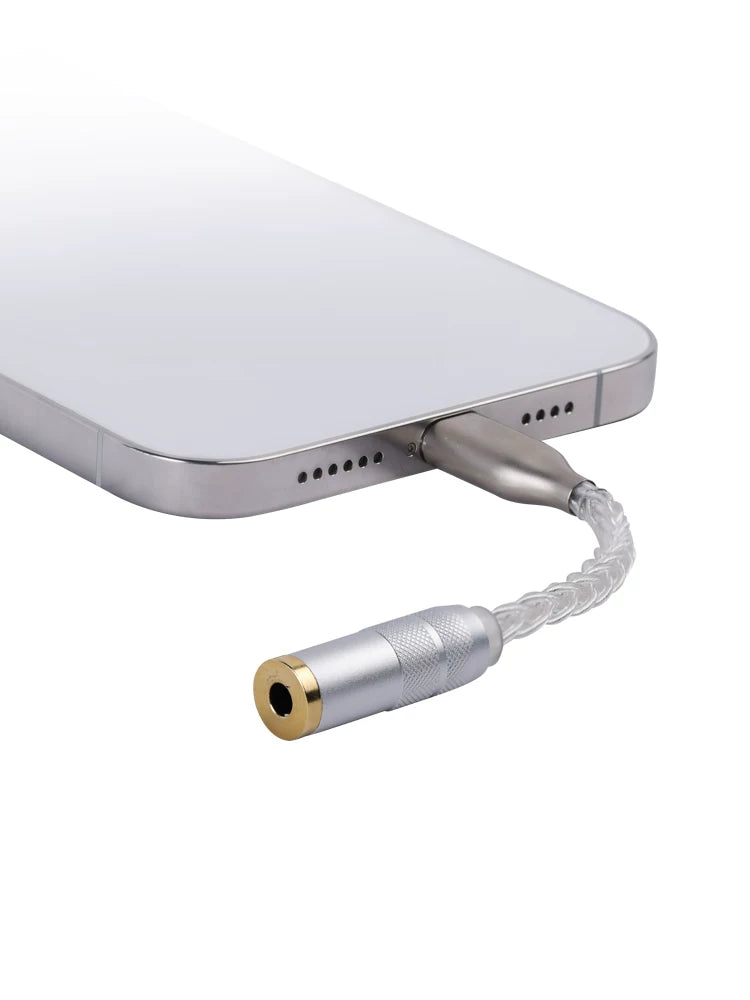 Apple iPhone 13/14-dən iPhone 15 Pro-ya (düz və dəyirmi Lightning konnektoru) Amida qulaqlıq adapteri və iPhone 16/17 Pro Max üçün Huawei Type-C-dən 3.5 mm-ə qədər qulaqlıq adapteri.