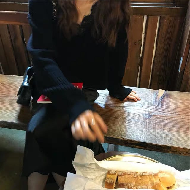 Qara rəngli krujeva ilə bəzədilmiş V-yaxalı toxunma sviter, qadın sviteri, payız və qış üçün geniş üst geyimi, iç geyimi.