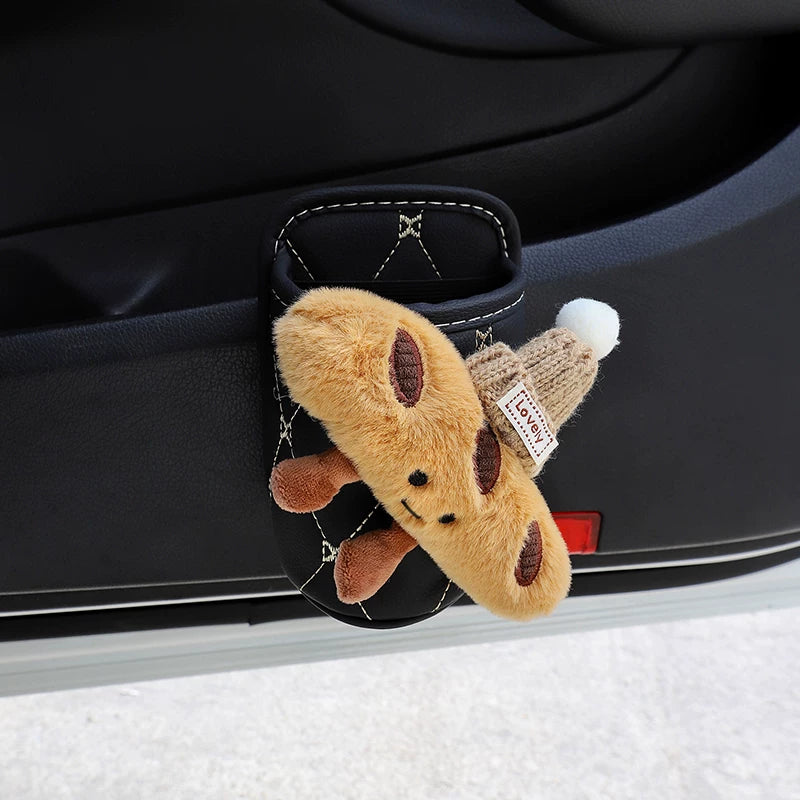 Cizgi filmi üslubunda yaradıcı avtomobil stəkan tutacağı, avtomobil qapısının yan saxlama qutusu, qızlar üçün avtomobil oturacaqlarının arxaları üçün çoxfunksiyalı saxlama əşyası.