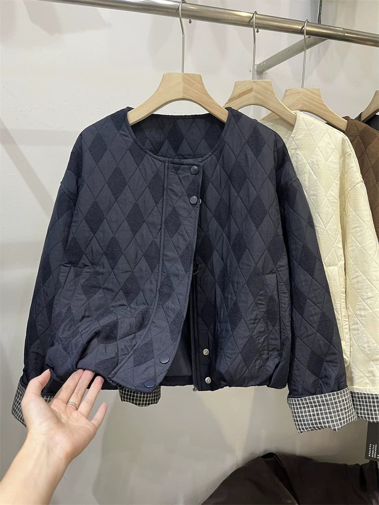 Koreya üslubunda qadınlar üçün sadə, romb naxışlı, bükülmüş qollu pambıq yastıqlı palto, 2025-ci ilin payız yeni modeli, kiçik, dəbli nazik pambıq palto.