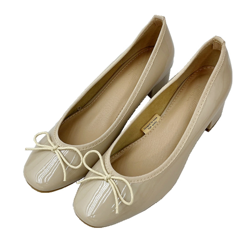 Yeni Koreya üslubunda ~ Balet bantlı ayaqqabı ~ Qalın daban, dairəvi burunlu, aşağı kəsikli, yumşaq laklı dəri, rezin altlıq, yaz və payız üçün idealdır.