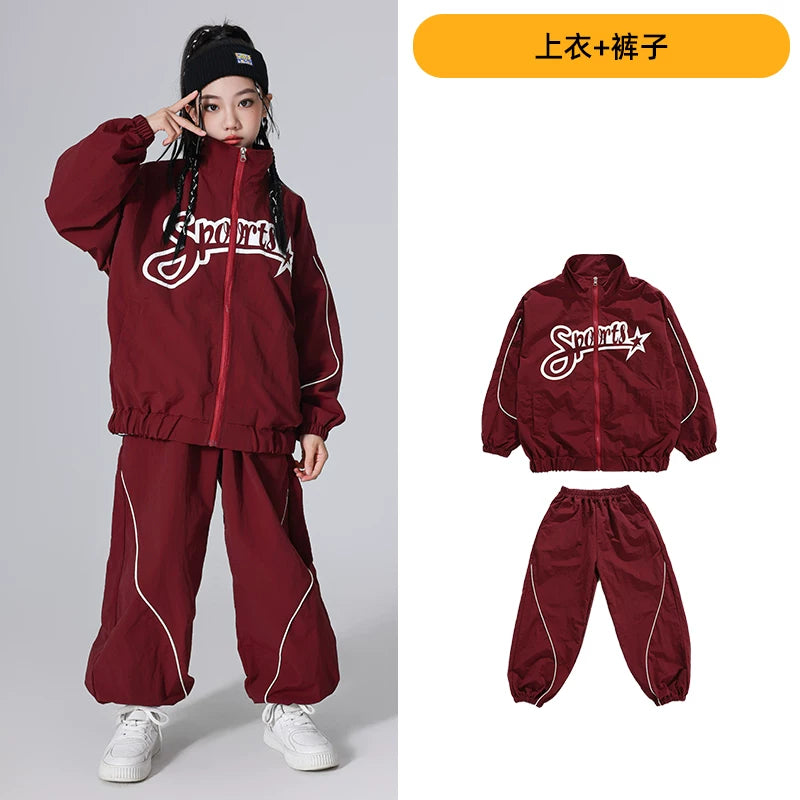 Uşaqlar üçün hip-hop küçə rəqsi dəb tamaşası geyimləri, yaz və payız oğlan və qız idman növləri ibtidai məktəb sinif forması dəstləri ilə görüşür