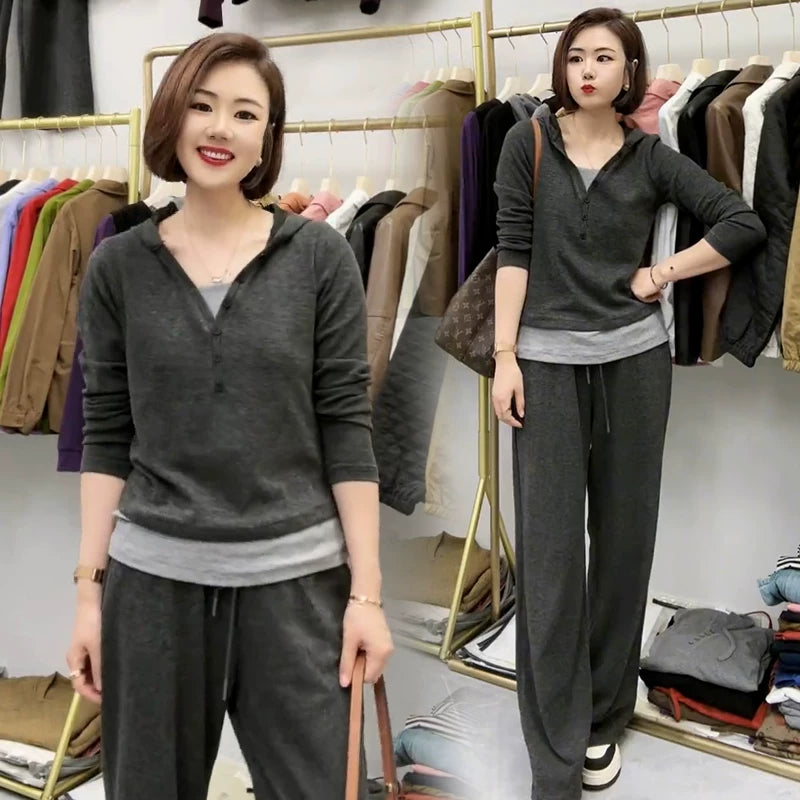 Women's Daily Sports Suit Set, Spring and Autumn 2025 New Style, Middle-Aged Mothers' Clothing, Age-Reducing Fashionable Sweater and Wide-Leg Pants Two-Piece Set