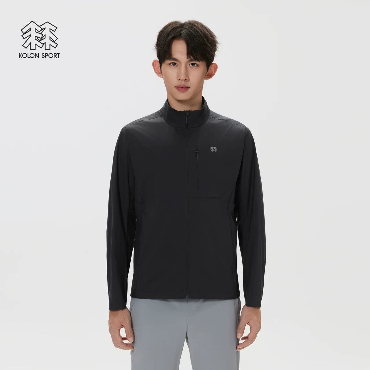 KOLON SPORT Kolon açıq havada gündəlik geyimi aşınmaya davamlı, nəm keçirən və su keçirməyən yay kişi gödəkçəsidir.
