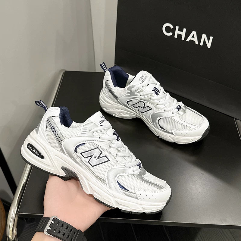 Yaz və Payız 530 Ata Ayaqqabısı Kişilər üçün Gündəlik Qalın Dabanlı Torlu Nəfəs Alınan İdman Ayaqqabıları Qadınlar üçün Çoxfunksiyalı Cütlük Qaçış Ayaqqabıları