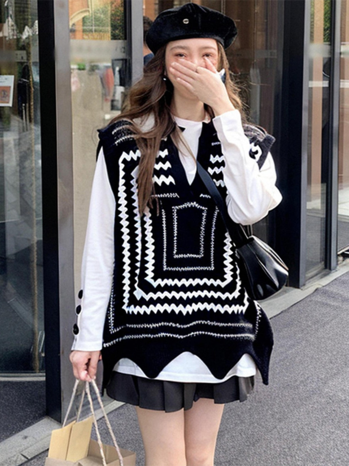 Düzensiz Trikotaj Jilet, Qadınlar üçün 2026 Yaz Üst Ölçülü, Biraz Dolğun Qadın Yaşlanmanı Azaldan Retro Qolsuz Sviter Jilet