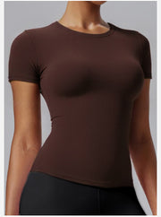 FS2506701 Rəngli Endirimli Çılpaq Nəfəs Alınan Yoqa Geyimi Qısaqol Slim Fit Fitness T-Shirti Qadınlar üçün İdman Üstü