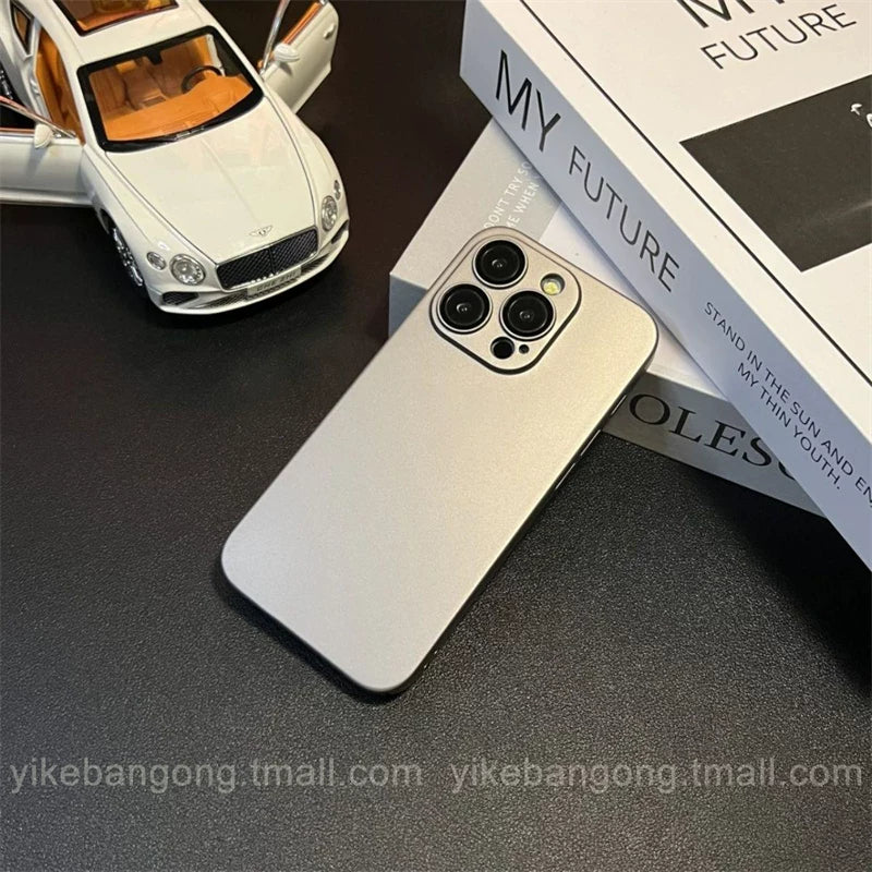 ins yüksək dərəcəli əsas rəngli titan metal teksturalı iPhone17pro Apple 14 mobil telefon qutusu 16ProMax yeni 11 barmaq izinə qarşı 12 kişi və qadın 13 cütlük 14plus 15promax düşməyə qarşı örtük üçün uyğundur