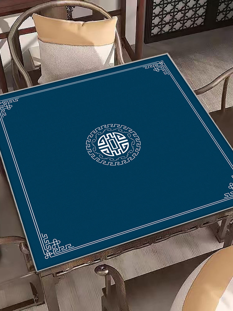 Qalınlaşdırılmış əllə yuvarlanan mahjong masası döşəyi, qalınlaşdırılmış səs keçirməyən və aşınmaya davamlı oyun kartı döşəyi süfrəsi, kvadrat yumurta döyən əl mahjong üçün xüsusi döşək