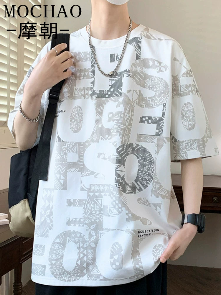 Mochao böyük ölçülü qısaqol kişi köynəyi moda brendi tam çaplı yarımqol boş və yağlı və yağlı təsadüfi kişi geyimi
