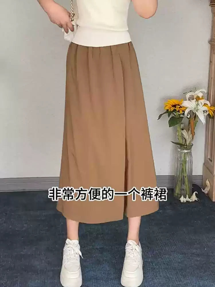 Qadınlar üçün böyük ölçülü yay mövsümündə çox satılan geniş, düz ayaqlı kulotlar, bir az kök qızlar üçün incə, yüksək belli, nəfəs alan A-xəttli gündəlik şalvar