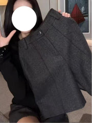 Avropa üslubunda boz Koreya üslubunda çoxfunksiyalı beşgönlü şort, yeni 2026 yaz üslubunda, armud formalı yüksək belli arıqladıcı boş gündəlik şalvar