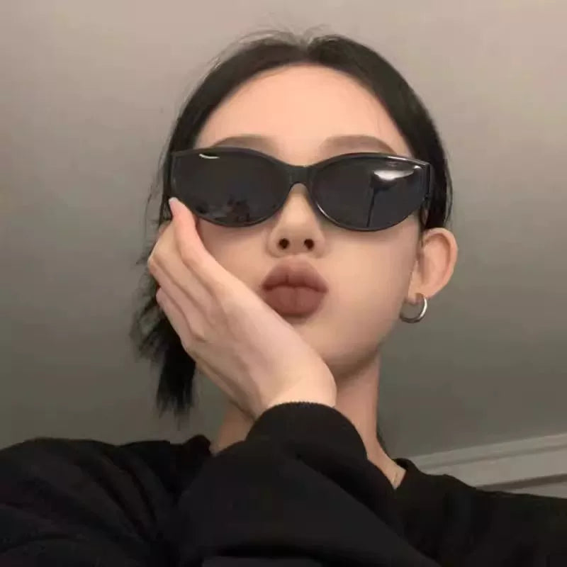 Jennie'nin eyni üslublu qadınlar üçün günəş eynəyi retro hottie pişik gözü kiçik çərçivə gm eynək polarize anti-UV günəş eynəyi kiçik üz - 2