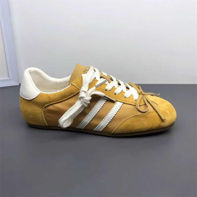 Women's shoes at discounted prices: German training shoes, genuine leather sneakers, new spring and fall casual shoes, women's suede cowhide Birken shoes, single shoes.