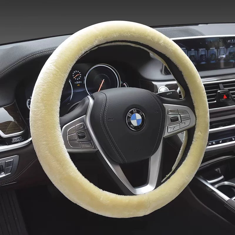 Car steering wheel cover, soft, warm, non-slip, soft and comfortable for winter, universal car interior accessory.