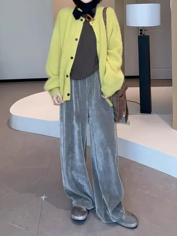 Qadınlar üçün böyük ölçülü, rahat üslublu məxmər enli ayaqlı şalvarlar, 2026-cı ilin yazı, bir az kök qadınlar üçün boş formalı, ombanı örtən, arıqladıcı gündəlik şalvar.