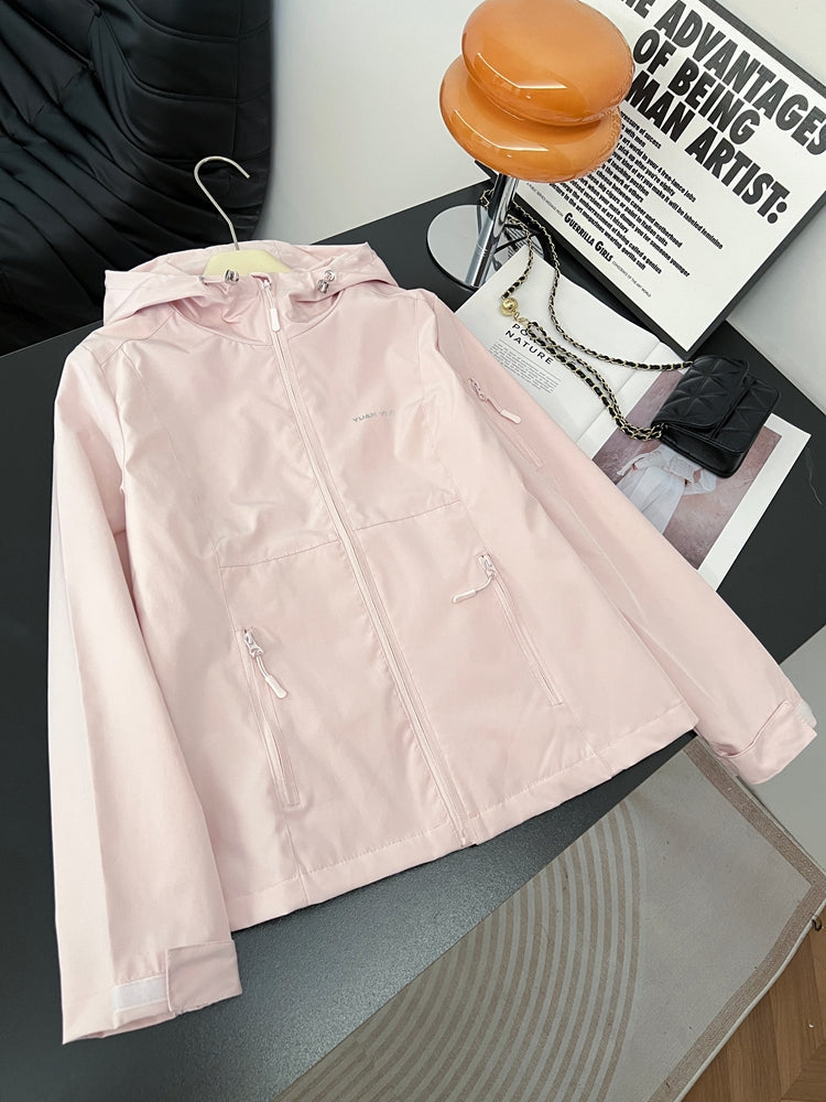 Böyük ölçülü Koreya üslubunda qadınlar üçün geniş şalvar, yeni 2026-cı ilin yaz üslubunda, böyük ölçülü qadınlar üçün çoxfunksiyalı və arıqladıcı gödəkçə.